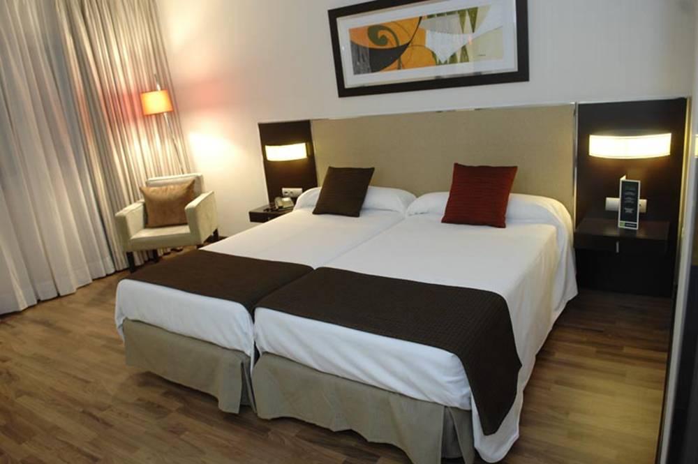 Hotel Asset Torrejon Torrejón de Ardoz Εξωτερικό φωτογραφία