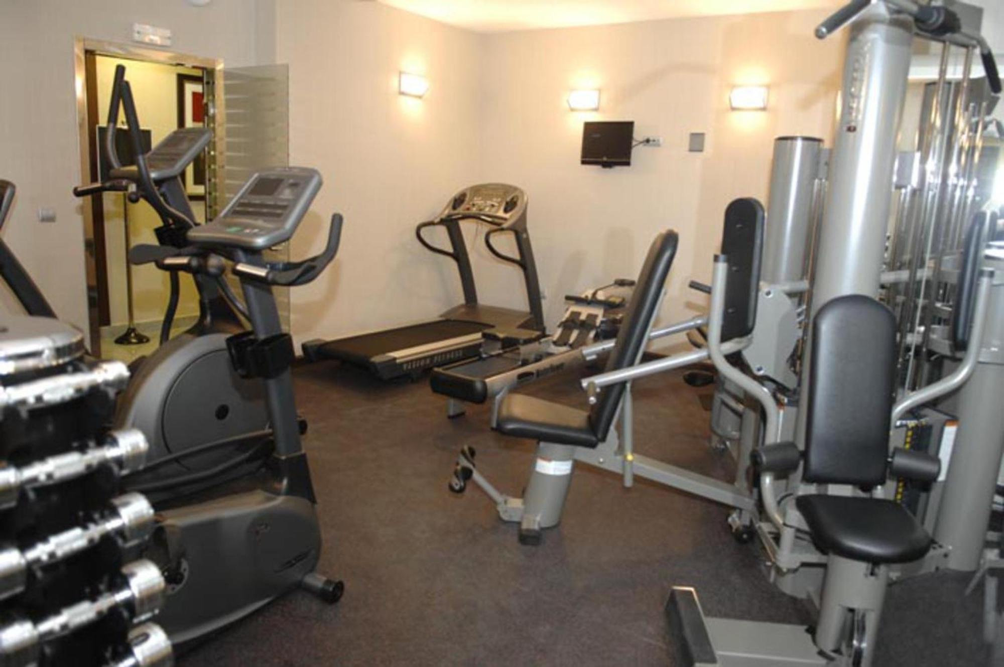 Hotel Asset Torrejon Torrejón de Ardoz Εξωτερικό φωτογραφία