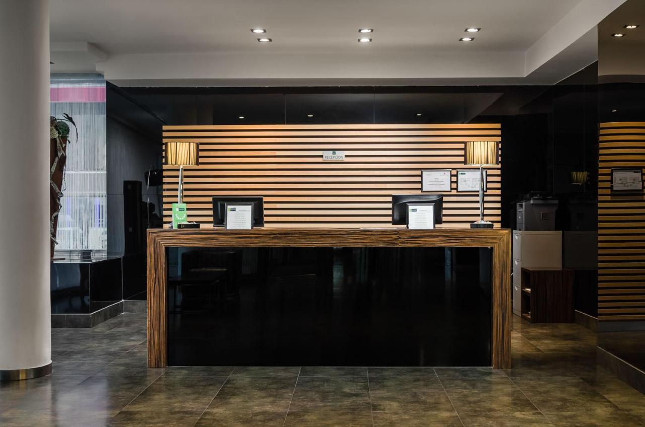 Hotel Asset Torrejon Torrejón de Ardoz Εξωτερικό φωτογραφία